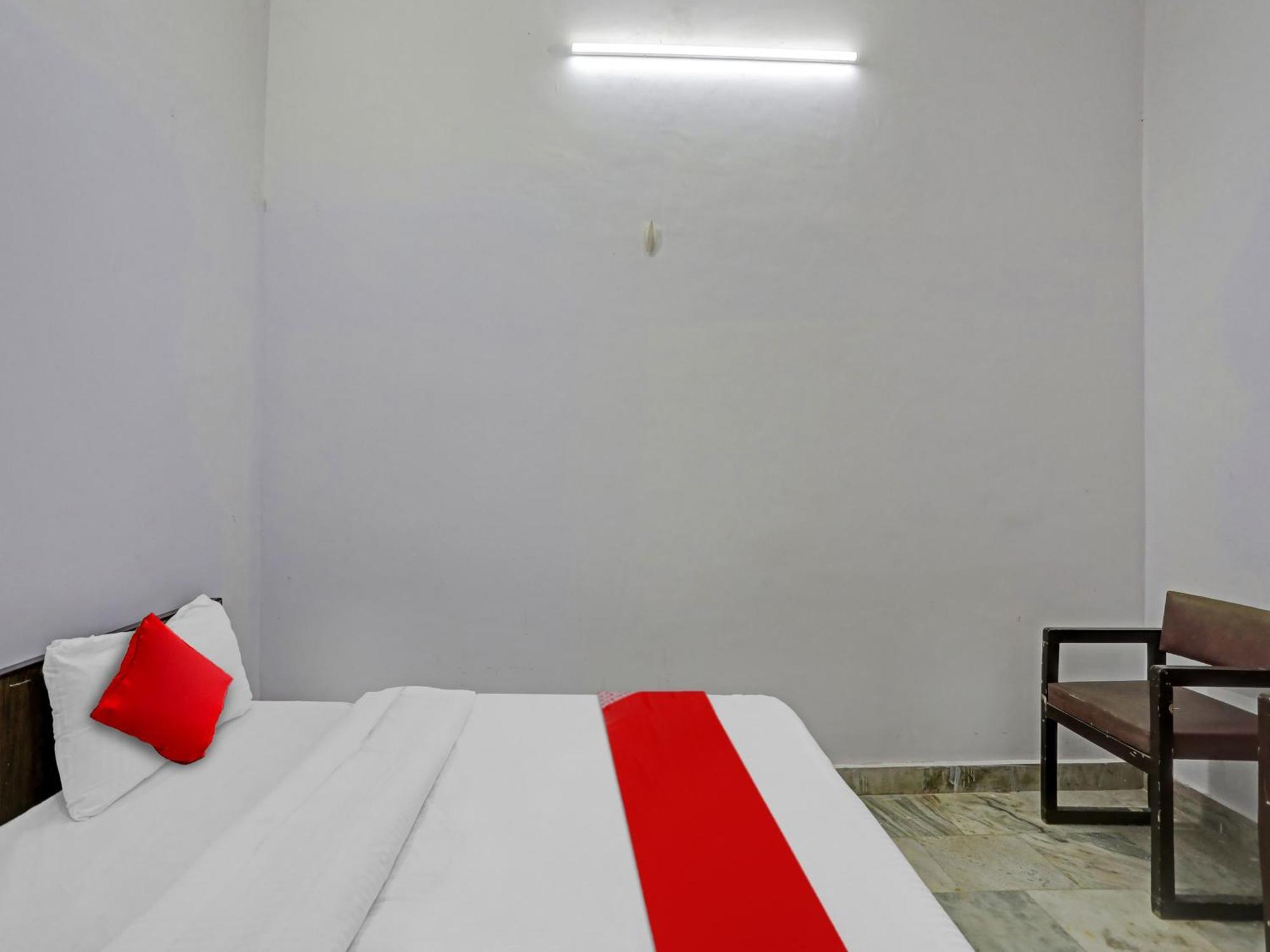 Super Hotel O Easy Stay Inn Lucknow Exterior foto