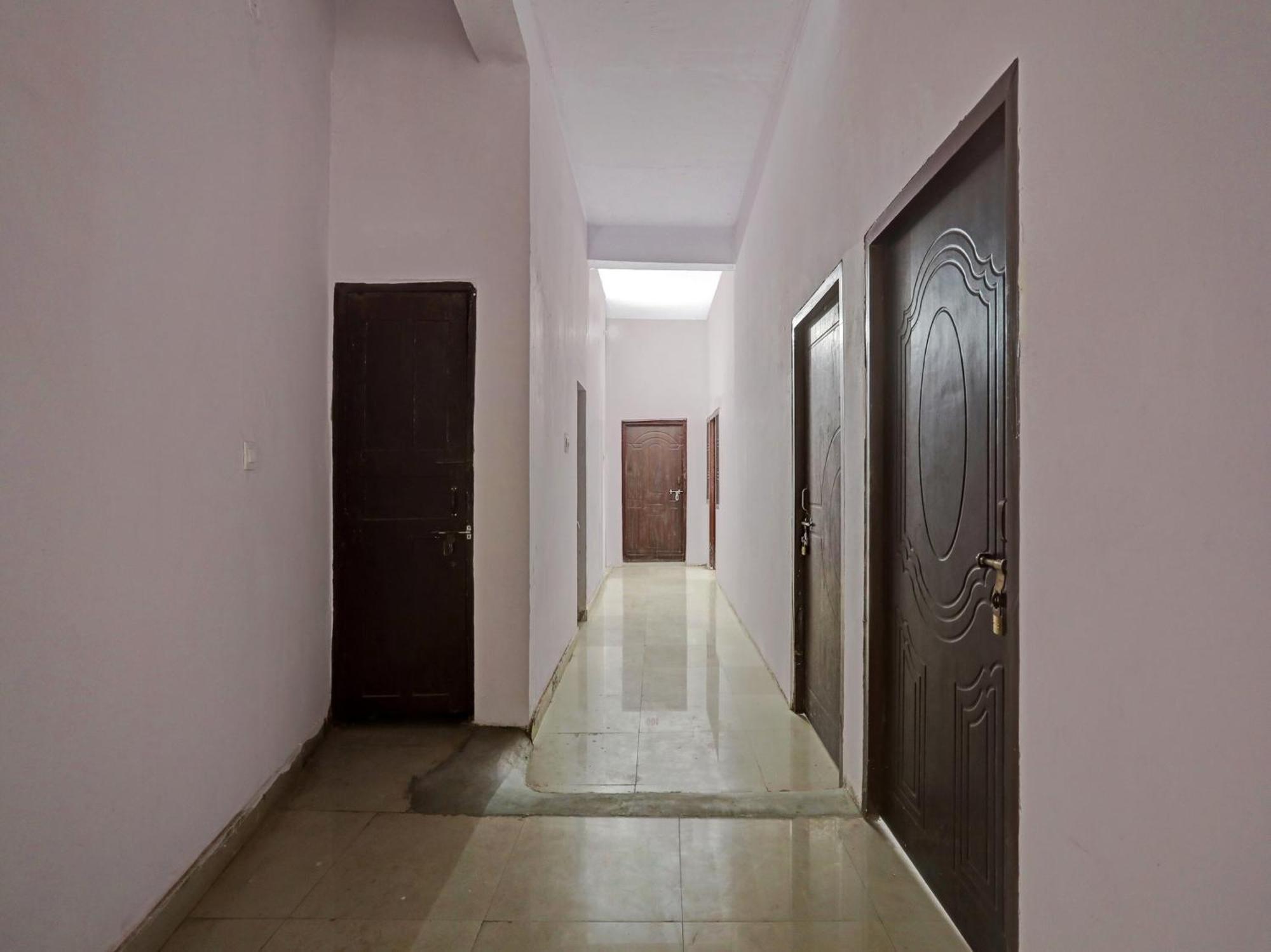 Super Hotel O Easy Stay Inn Lucknow Exterior foto